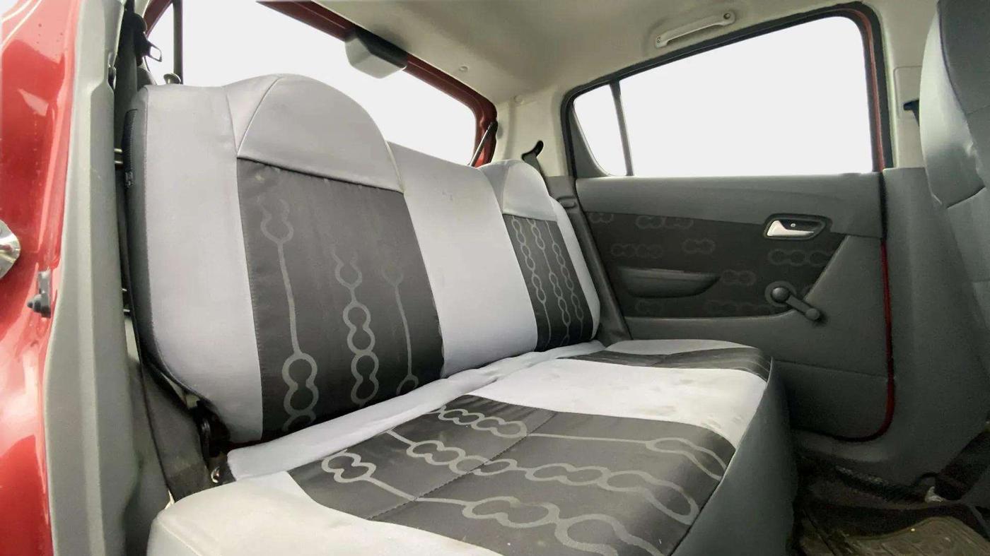 2016 Maruti Alto 800 LXI, Petrol, Manual, 41,805 km, Right Side Rear Door Cabin