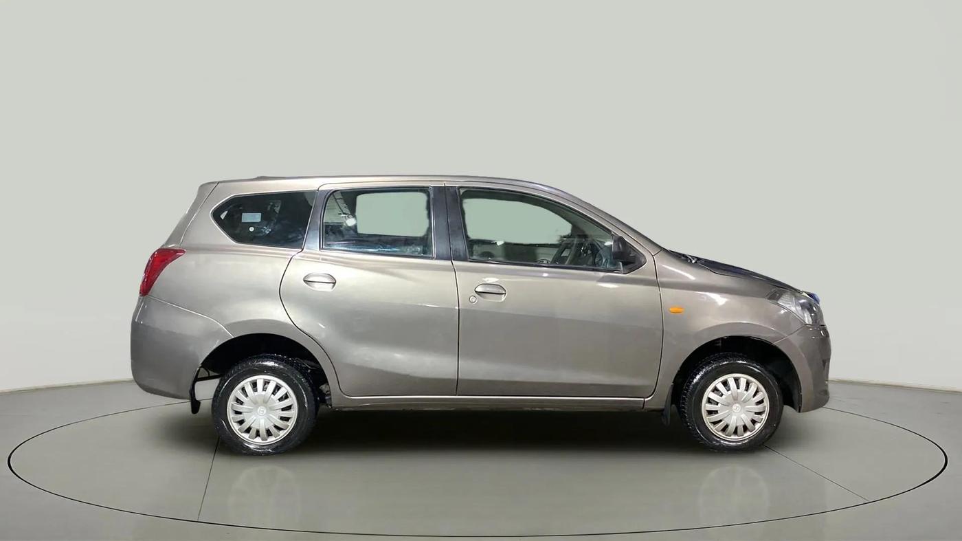 2016 Datsun Go Plus T, Petrol, Manual, 35,115 km, Right Side View