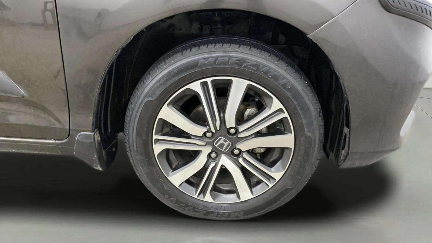 2021 Honda Amaze 1.2L I-VTEC VX CVT, Petrol, Automatic, 35,516 km, Right Front Wheel