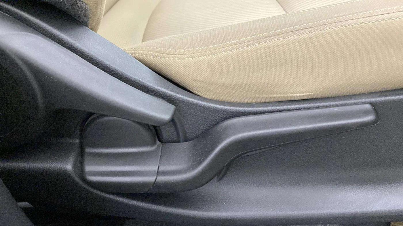 2021 Honda Amaze 1.2L I-VTEC VX CVT, Petrol, Automatic, 35,516 km, Driver Side Adjustment Panel