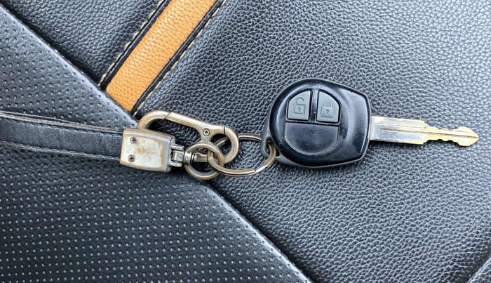 2022 Maruti Alto VXI PLUS, Petrol, Manual, 34,274 km, Key Close Up
