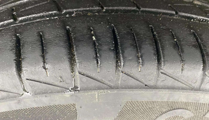 2022 Maruti Alto VXI PLUS, Petrol, Manual, 34,274 km, Right Rear Tyre Tread