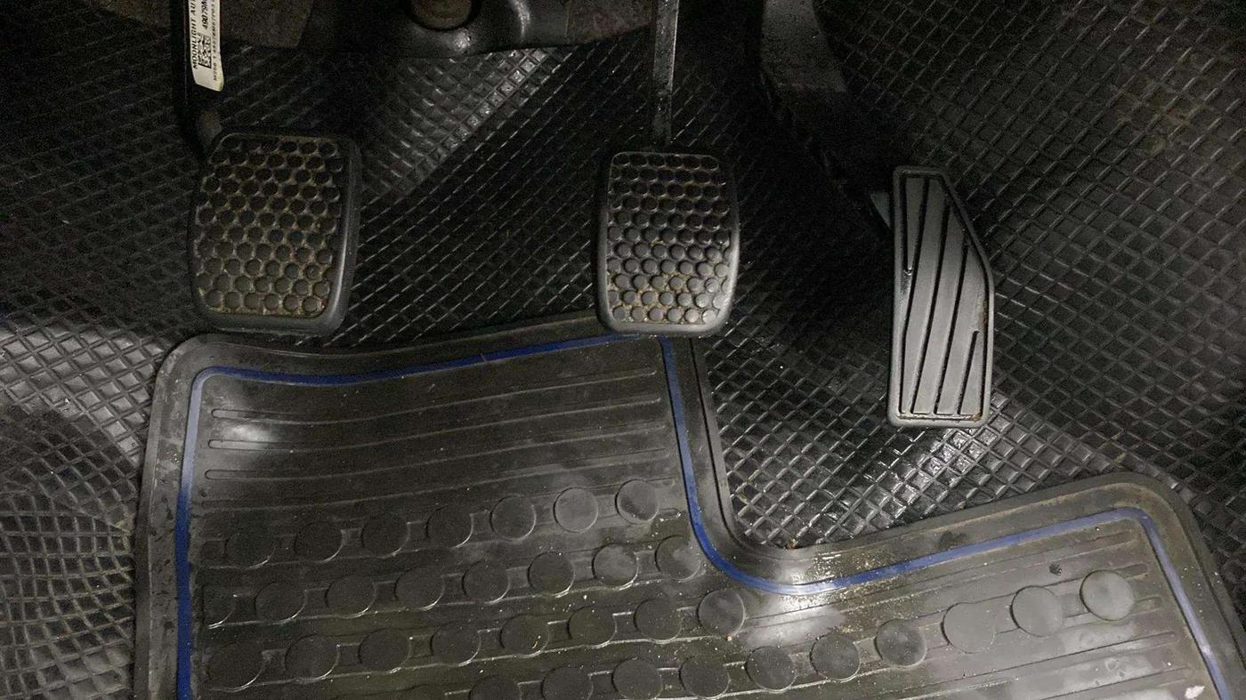 2022 Maruti Alto VXI PLUS, Petrol, Manual, 34,274 km, Pedals