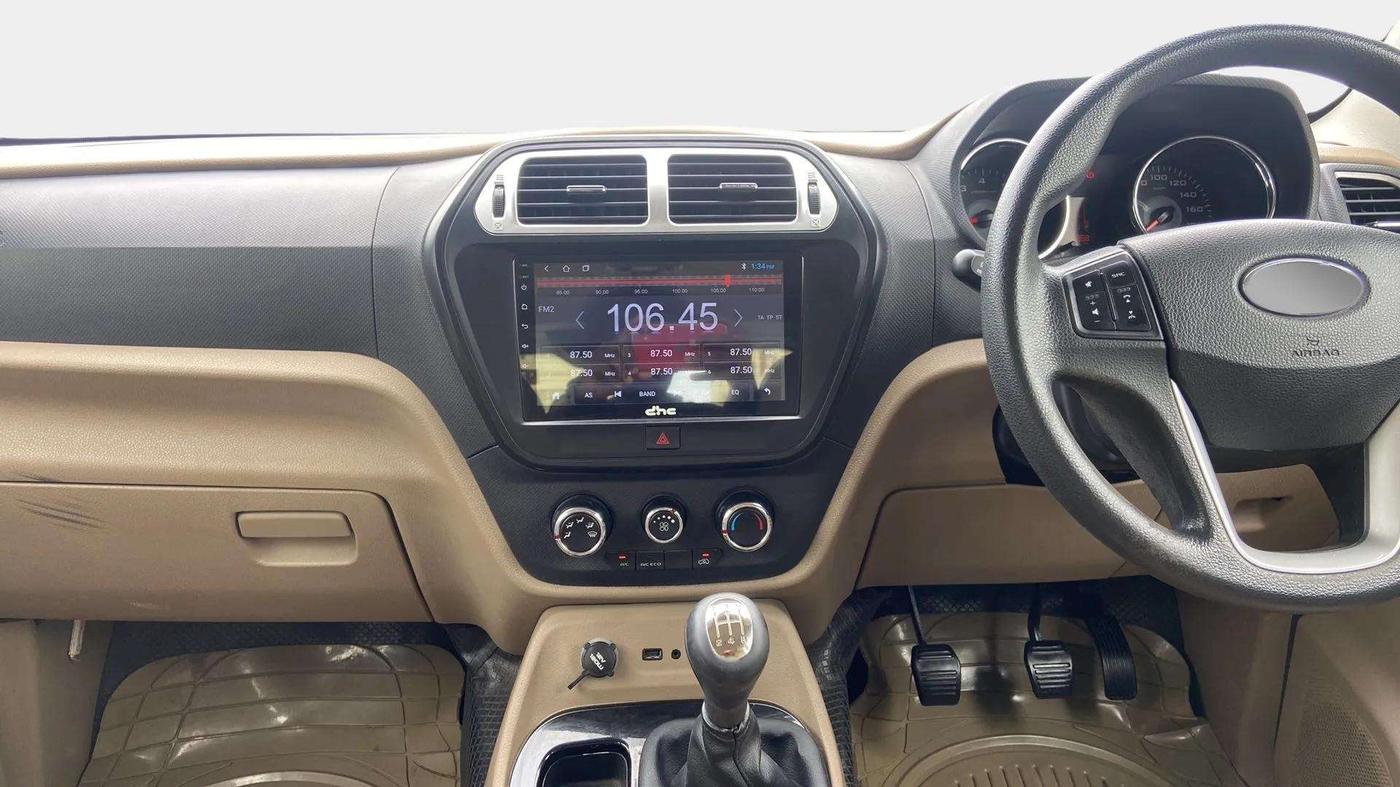 2017 Mahindra TUV300 T8, Diesel, Manual, 93,877 km, Air Conditioner