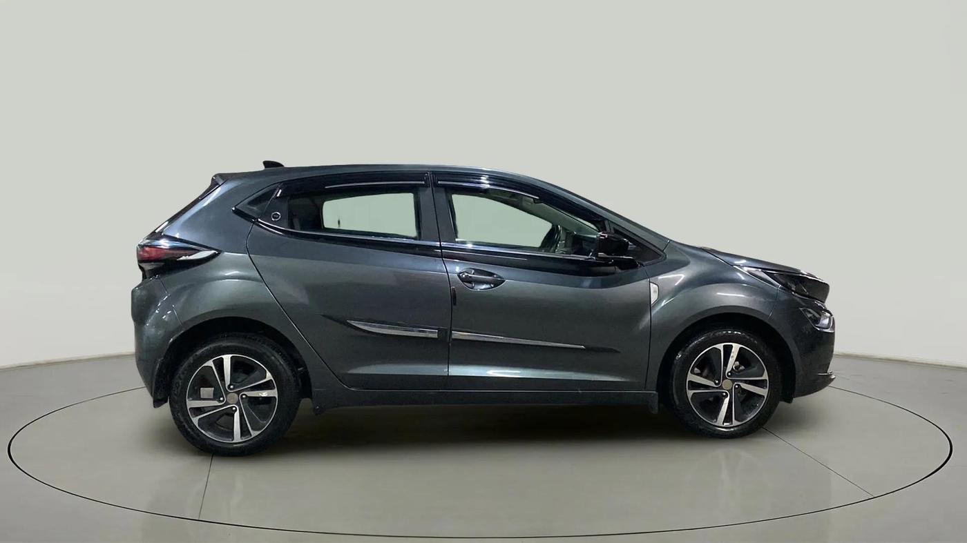 2023 Tata ALTROZ XZ + SUNROOF, Petrol, Manual, 27,254 km, Right Side View