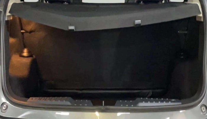 2023 Tata ALTROZ XZ + SUNROOF, Petrol, Manual, 27,158 km, Boot Inside