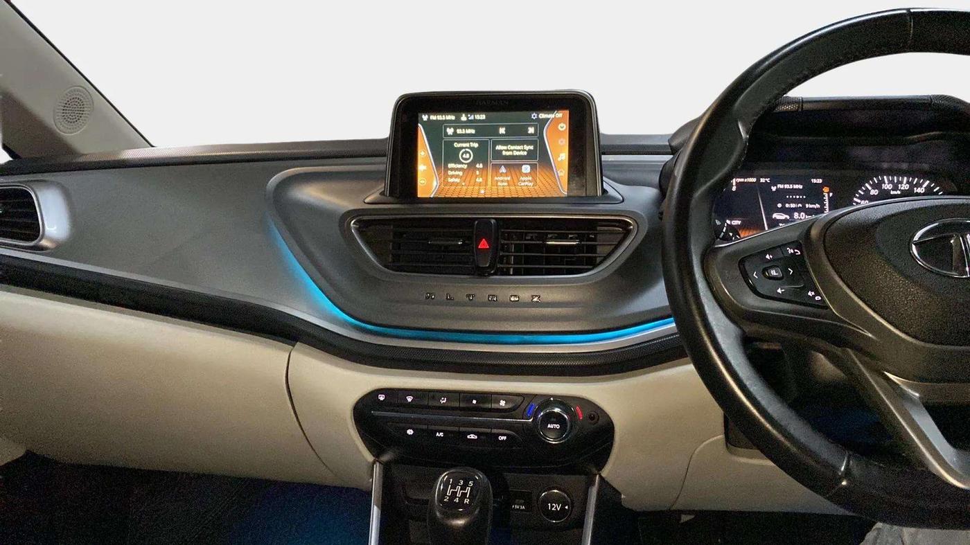 2023 Tata ALTROZ XZ + SUNROOF, Petrol, Manual, 27,254 km, Air Conditioner