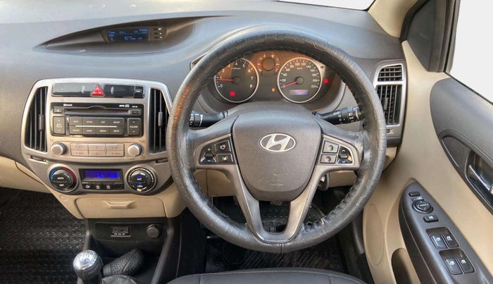 2013 Hyundai i20 SPORTZ 1.2, Petrol, Manual, 68,490 km, Steering Wheel Close Up