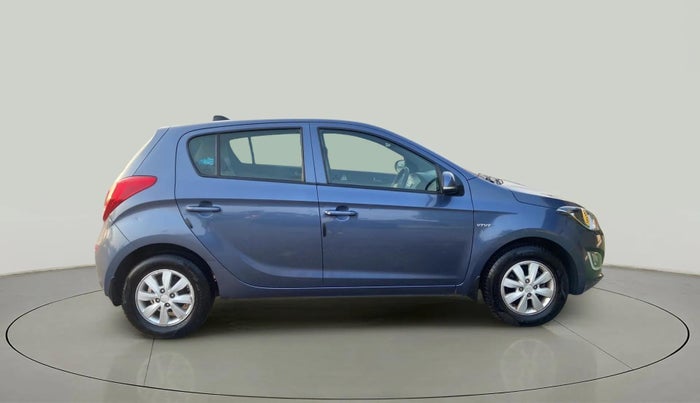 2013 Hyundai i20 SPORTZ 1.2, Petrol, Manual, 68,490 km, Right Side View