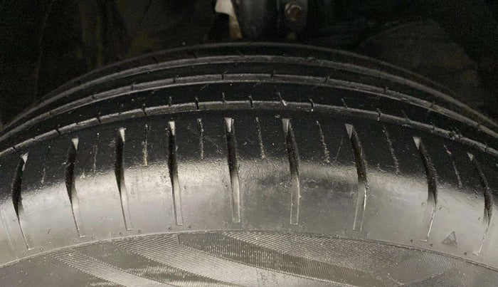 2023 Maruti Baleno SIGMA PETROL 1.2, Petrol, Manual, 24,550 km, Right Front Tyre Tread