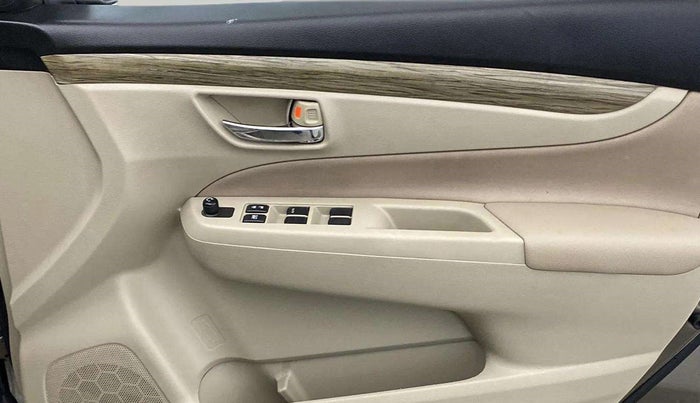 2020 Maruti Ciaz DELTA 1.5 SHVS MT PETROL, Petrol, Manual, 44,318 km, Driver Side Door Panels Control