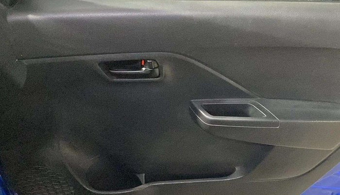 2023 Maruti Alto K10 VXI, Petrol, Manual, 11,436 km, Driver Side Door Panels Control