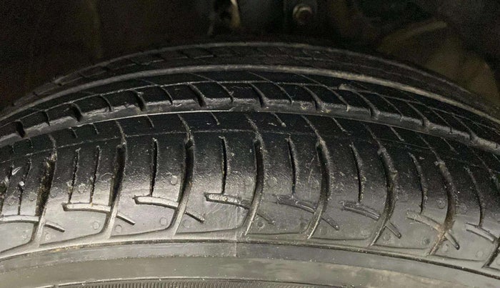 2019 Maruti Baleno DELTA DIESEL 1.3, Diesel, Manual, 33,387 km, Right Front Tyre Tread