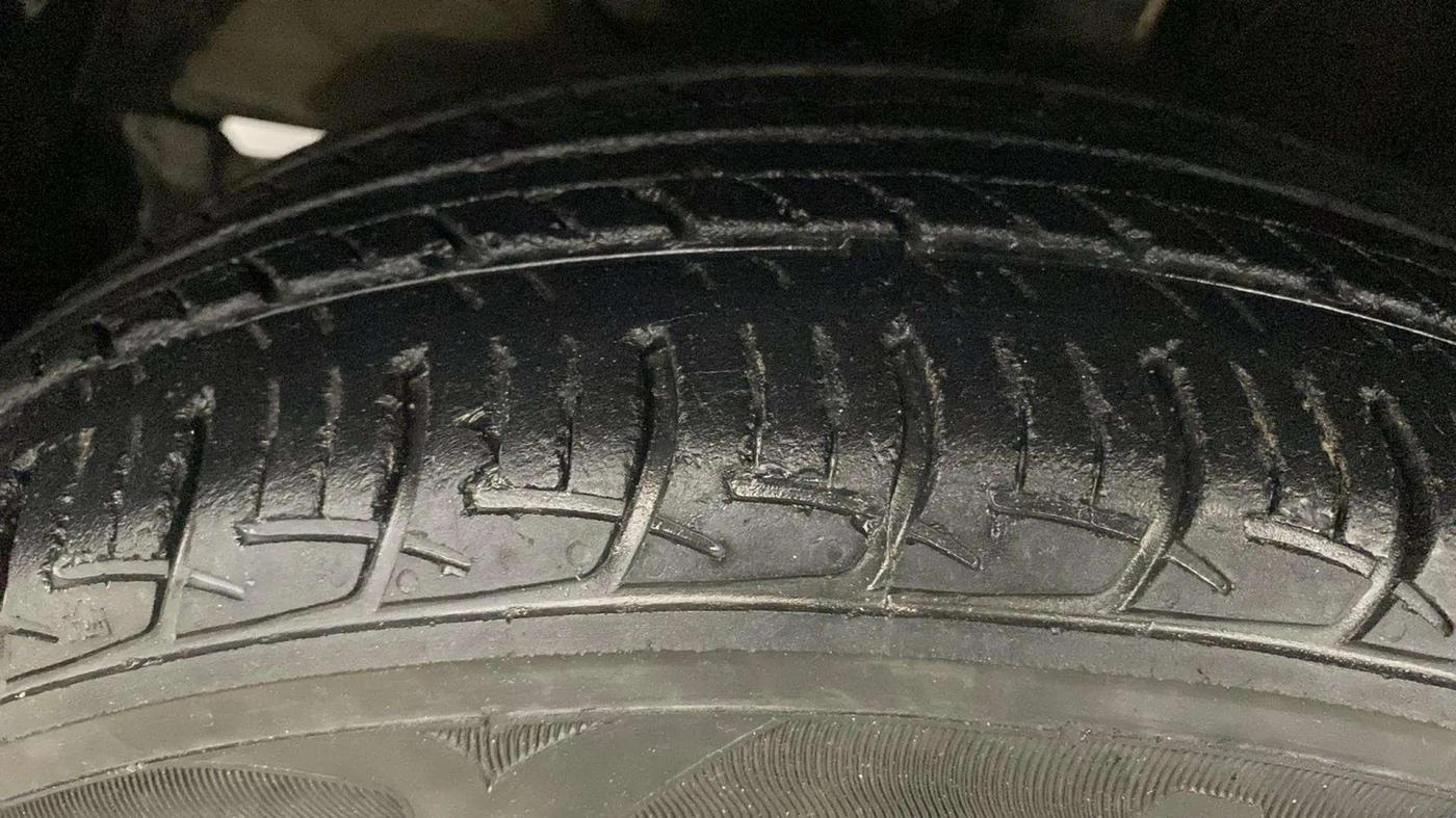 2019 Maruti Baleno DELTA DIESEL 1.3, Diesel, Manual, 33,445 km, Left Front Tyre Tread