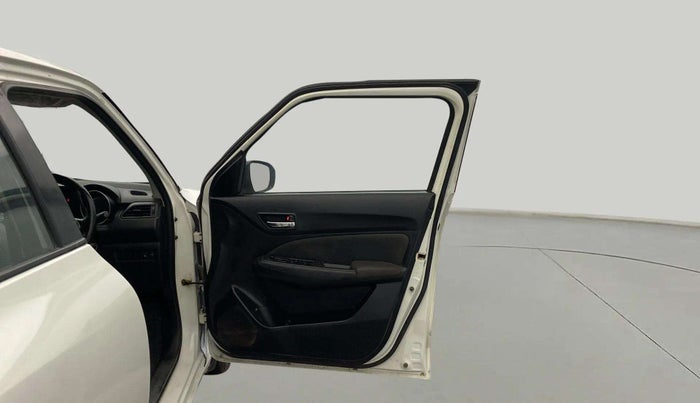 2018 Maruti Swift VDI, Diesel, Manual, 1,12,976 km, RHS Front Door