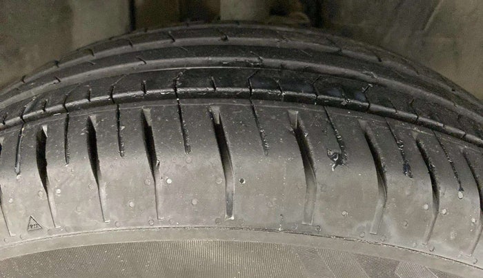 2023 Tata PUNCH ADVENTURE MT, Petrol, Manual, 26,154 km, Right Front Tyre Tread