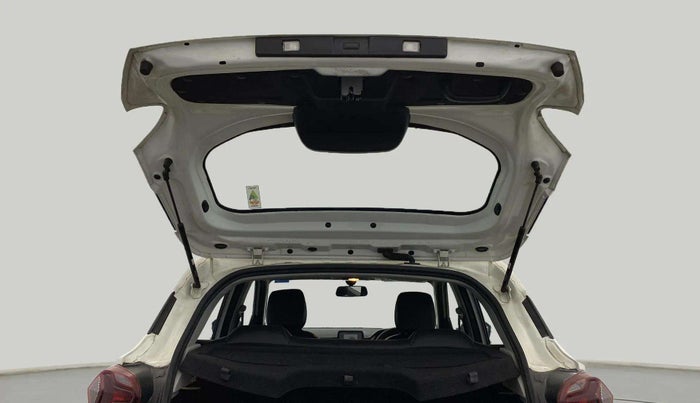 2023 Tata PUNCH ADVENTURE MT, Petrol, Manual, 26,154 km, Boot Door Open