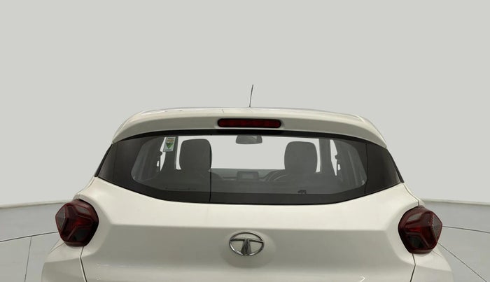 2023 Tata PUNCH ADVENTURE MT, Petrol, Manual, 26,154 km, Rear Windshield