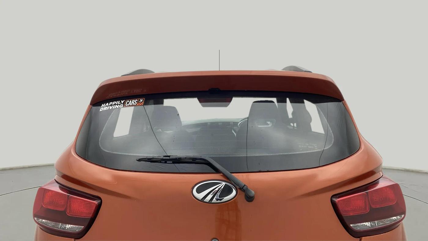 2016 Mahindra Kuv100 K8 D 6 STR, Diesel, Manual, 63,656 km, Rear Windshield