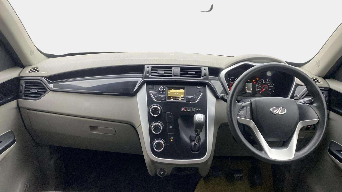 2016 Mahindra Kuv100 K8 D 6 STR, Diesel, Manual, 63,656 km, Dashboard