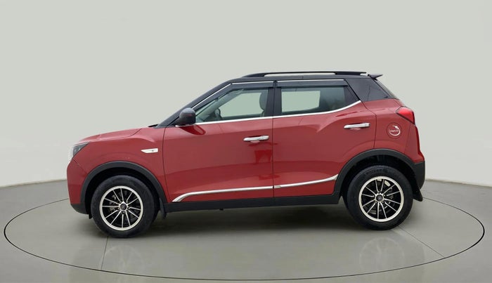 2023 Mahindra XUV300 W6 1.2 PETROL AMT, Petrol, Automatic, 42,228 km, Left Side