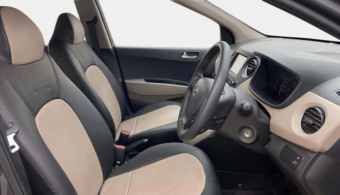 2018 Hyundai Grand i10 SPORTZ U2 1.2 CRDI, Diesel, Manual, 1,13,265 km, Right Side Front Door Cabin