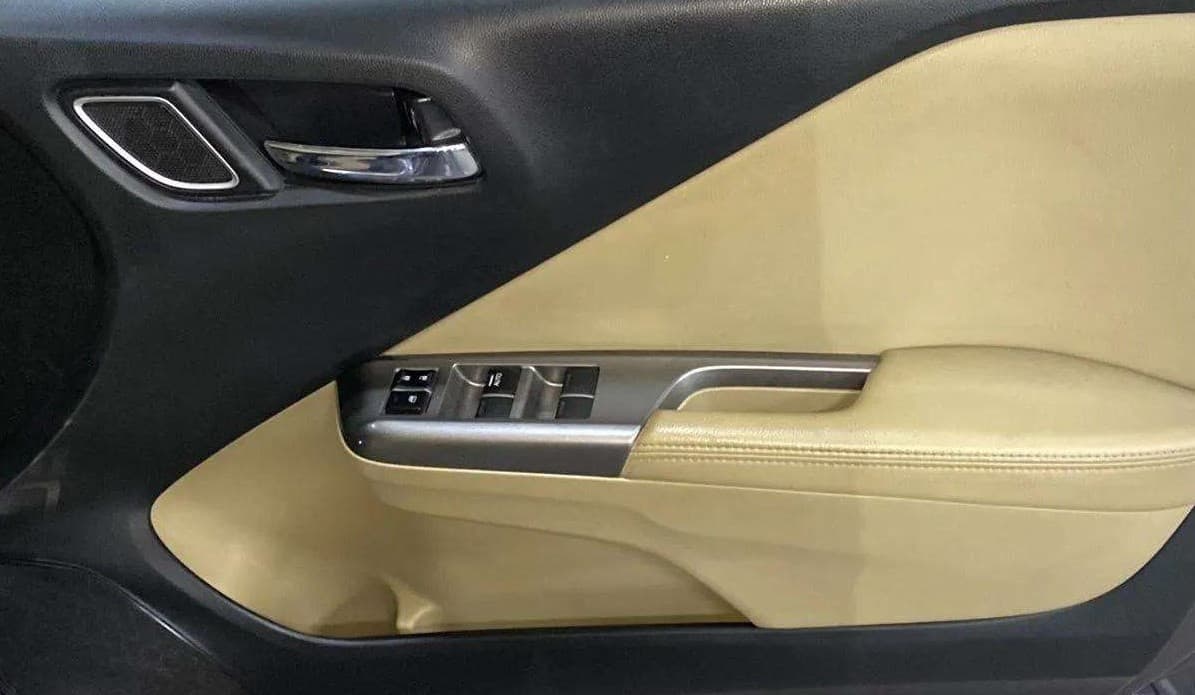 2019 Honda City 1.5L I-VTEC VX, Petrol, Manual, 86,904 km, Driver Side Door Panels Control