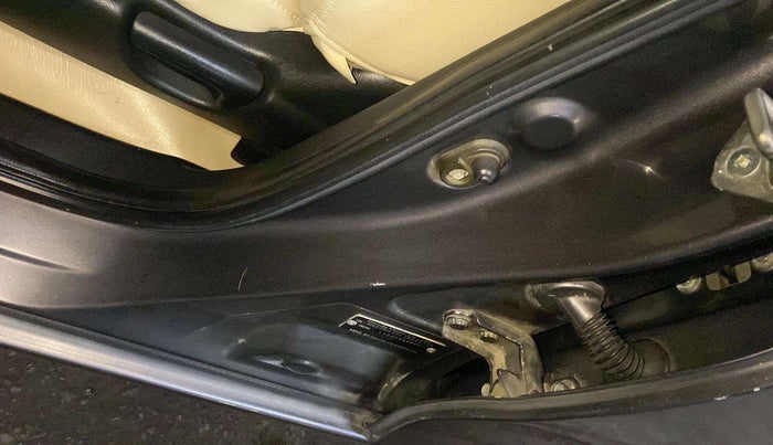 2019 Honda City 1.5L I-VTEC VX, Petrol, Manual, 86,835 km, Left B pillar - Minor scratches