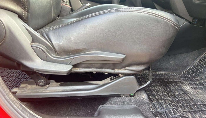 2018 Maruti Swift ZXI PLUS, Petrol, Manual, 59,192 km, Driver Side Adjustment Panel