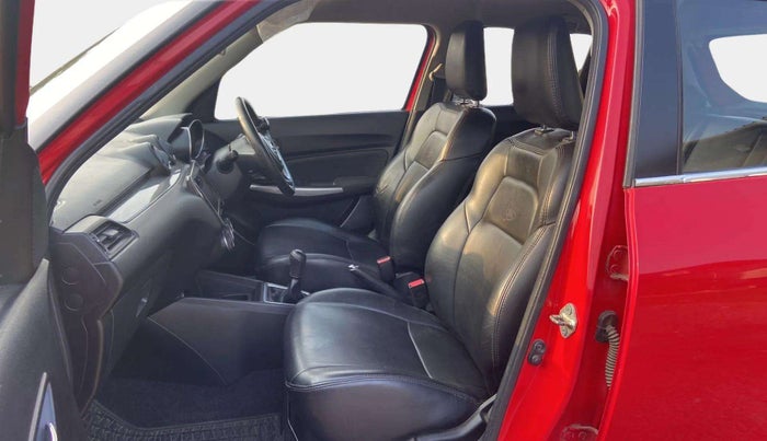 2018 Maruti Swift ZXI PLUS, Petrol, Manual, 59,192 km, Right Side Front Door Cabin