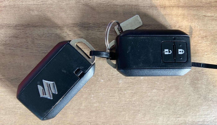 2018 Maruti Swift ZXI PLUS, Petrol, Manual, 59,192 km, Key Close Up