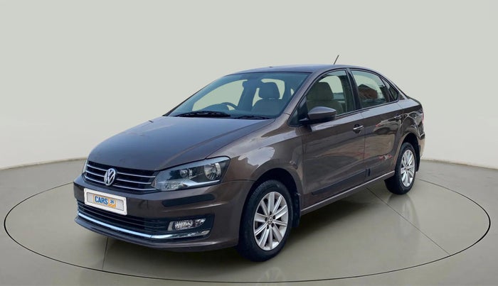 2016 Volkswagen Vento HIGHLINE 1.6 MPI, Petrol, Manual, 35,326 km, Left Front Diagonal