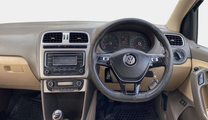 2016 Volkswagen Vento HIGHLINE 1.6 MPI, Petrol, Manual, 35,326 km, Air Conditioner