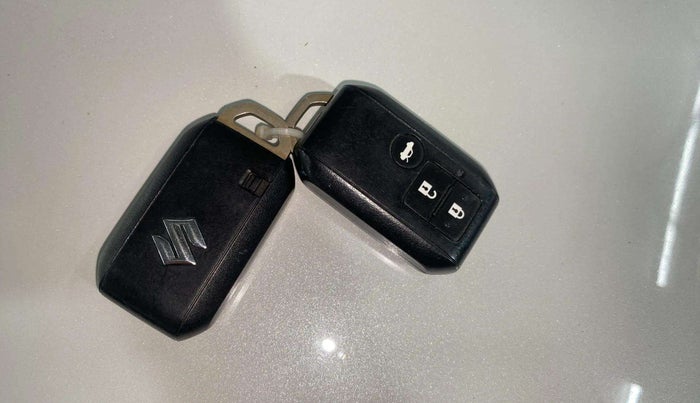2018 Maruti Dzire ZXI AMT, Petrol, Automatic, 53,219 km, Key Close Up