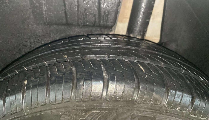 2018 Maruti Dzire ZXI AMT, Petrol, Automatic, 53,219 km, Left Rear Tyre Tread