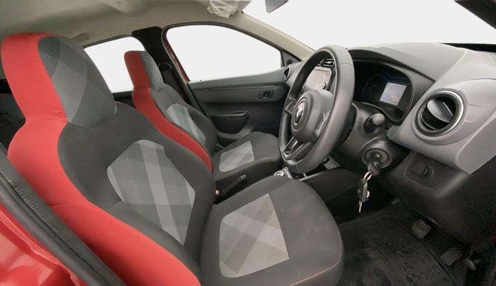 2020 Renault Kwid RXT 1.0 AMT (O), Petrol, Automatic, 28,014 km, Right Side Front Door Cabin