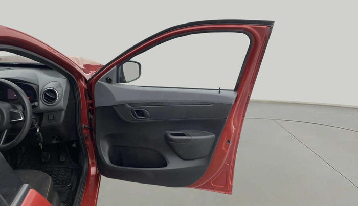 2020 Renault Kwid RXT 1.0 AMT (O), Petrol, Automatic, 28,014 km, RHS Front Door