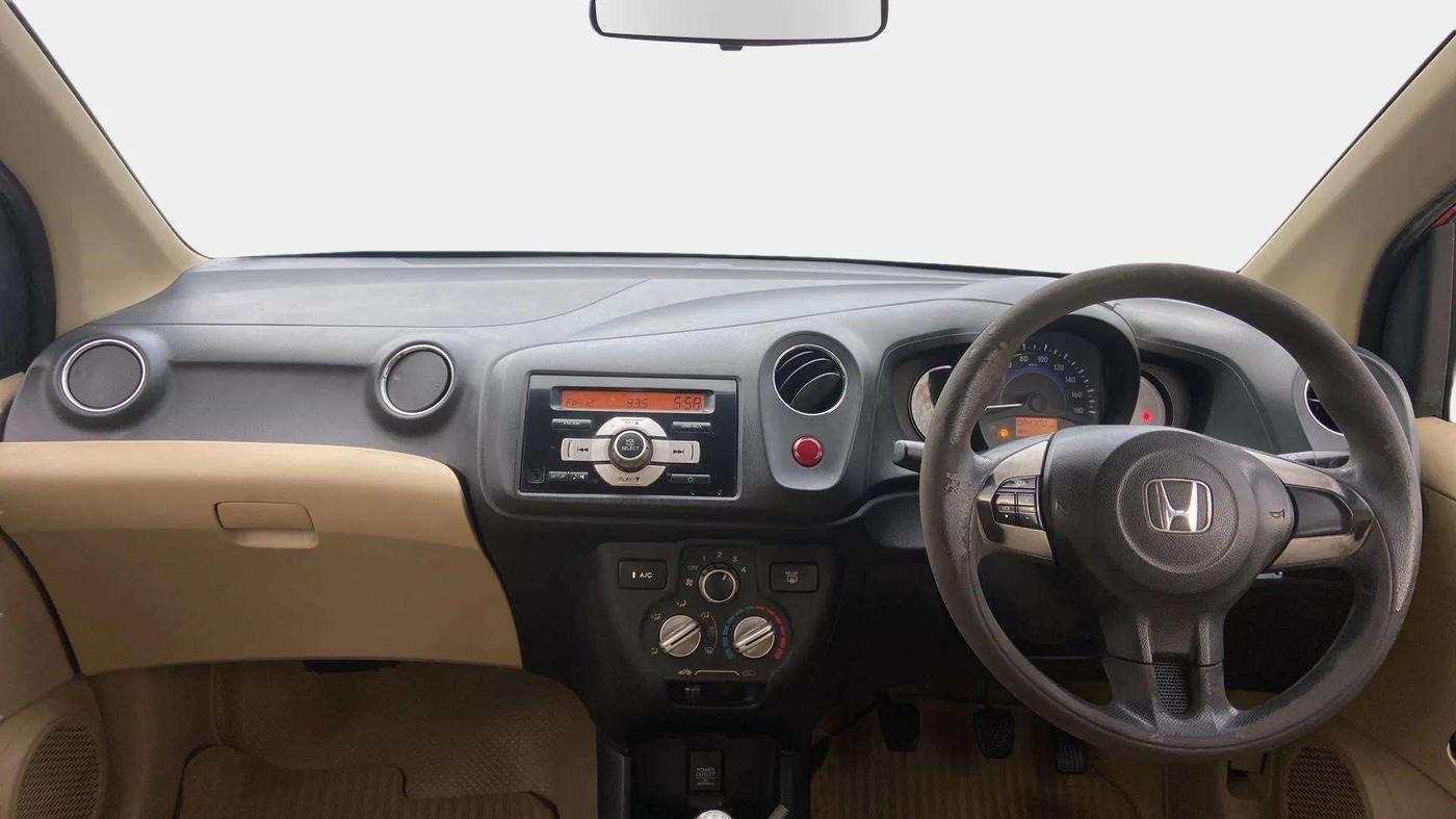 2014 Honda Brio S MT, Petrol, Manual, 84,961 km, Dashboard