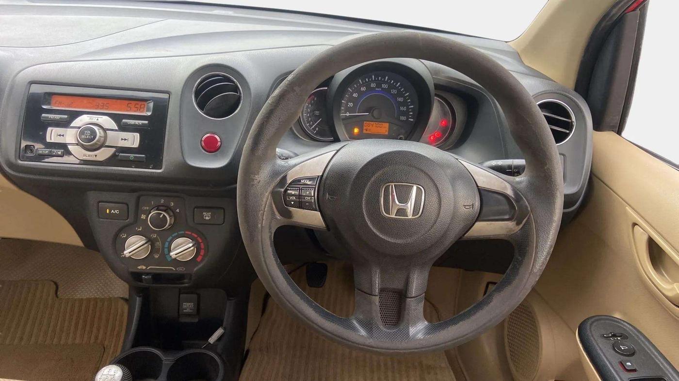 2014 Honda Brio S MT, Petrol, Manual, 84,961 km, Steering Wheel Close Up