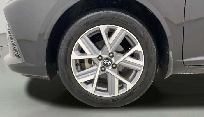 2023 Hyundai Verna SX (O) 1.5 MPI MT, Petrol, Manual, 20,177 km, Left Front Wheel
