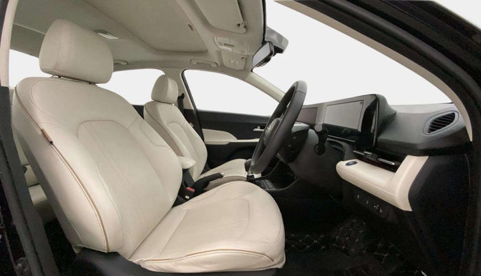 2023 Hyundai Verna SX (O) 1.5 MPI MT, Petrol, Manual, 20,177 km, Right Side Front Door Cabin