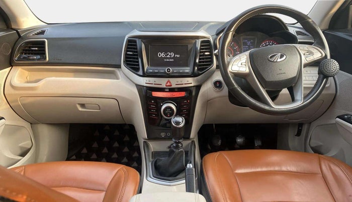 2022 Mahindra XUV300 W8 (O) 1.2 PETROL, CNG, Manual, 53,239 km, Dashboard