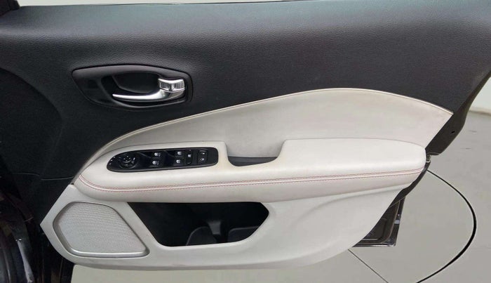 2019 Jeep Compass LIMITED 1.4 PETROL AT, Petrol, Automatic, 42,044 km, Driver Side Door Panels Control