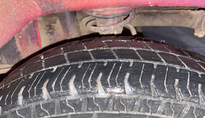 2017 Maruti Alto 800 VXI, Petrol, Manual, 36,749 km, Left Rear Tyre Tread
