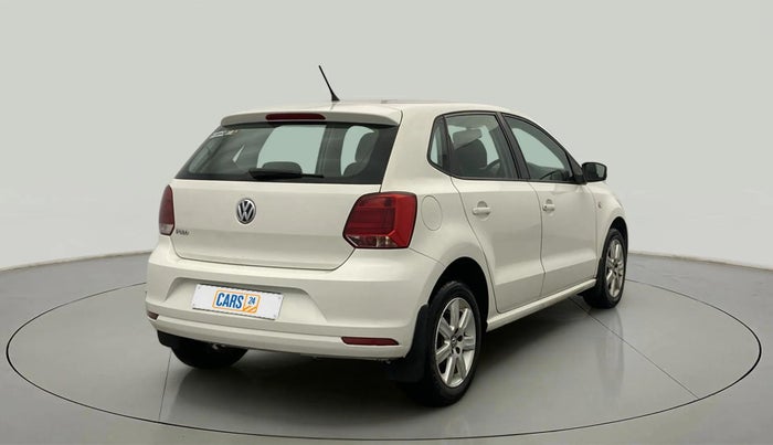 2015 Volkswagen Polo COMFORTLINE 1.2L, Petrol, Manual, 44,109 km, Right Back Diagonal