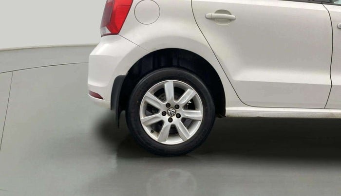 2015 Volkswagen Polo COMFORTLINE 1.2L, Petrol, Manual, 44,109 km, Right Rear Wheel