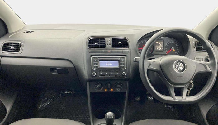 2015 Volkswagen Polo COMFORTLINE 1.2L, Petrol, Manual, 44,109 km, Dashboard