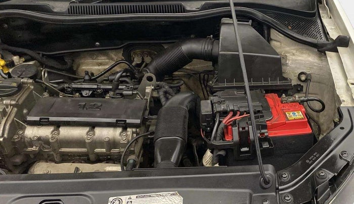 2015 Volkswagen Polo COMFORTLINE 1.2L, Petrol, Manual, 44,109 km, Engine View - Left