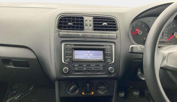 2015 Volkswagen Polo COMFORTLINE 1.2L, Petrol, Manual, 44,109 km, Air Conditioner