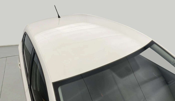 2015 Volkswagen Polo COMFORTLINE 1.2L, Petrol, Manual, 44,109 km, Roof